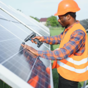 Solar Hybrid Systems vs Inverters: What’s Best for Your Business?